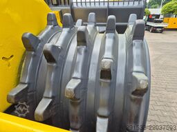 Bomag BC472 RB - Compactor