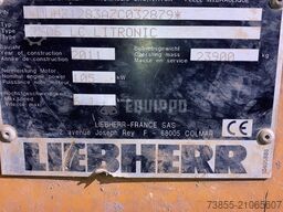 Liebherr R906 LC Litronic with two buckets