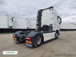 VOLVO FH 500 XL i-ParkCool ACC Side Skirts