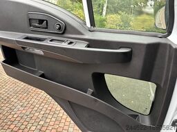 Ford Trucks 1833 4x2 - 1 jaar garantie