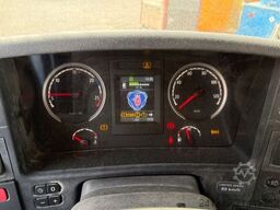 SCANIA G490 10x4 Unfall