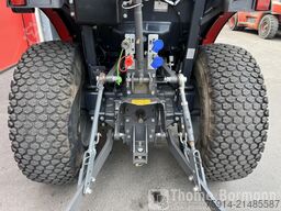 Massey Ferguson MF 1735 M HC