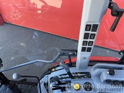 Massey Ferguson MF 1735 M HC