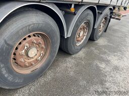 Fruehauf SAF, pallet box, sliding  roof