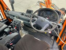 UNIMOG U 400 4x4 / Vario Pilot / Mulag / Mähausrüstung