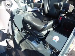 Pitbull Pitbull X27-45 mit Linde Hydrostat