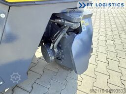 Combilift CB4500 GAS TRIPLEX 6400 FORK POSITIONER