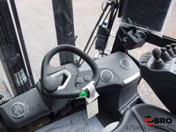 Linde H30D-01 1202 5 HYDR. VALVES! 2 PCS - BRA