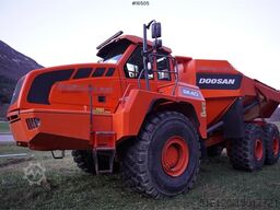 Doosan DA40 dump truck with 8935 hours