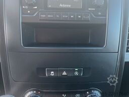 MERCEDES-BENZ Vito 110 LANG 6G KLIMA TEMPOMAT 3-SITZE SCHRÄNKE