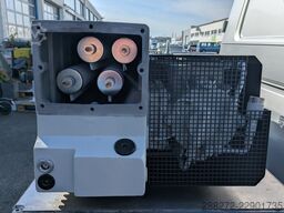 Leybold SV300