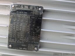 Leybold SV300