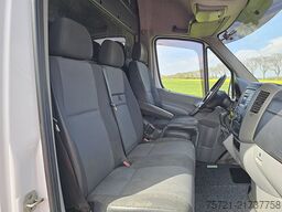 MERCEDES-BENZ SPRINTER 319 V6 3.0ltr ac aut