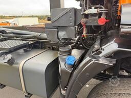 IVECO Trakker 330 EEV Winterdienst Abroll