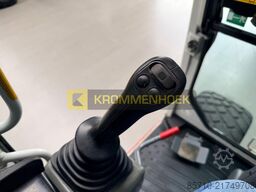 Takeuchi TB 295 W Engcon Draaikantelstuk