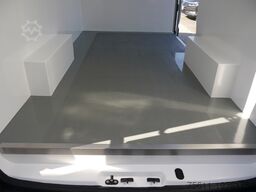 VW CRAFTER 35 kpit FRISCHDIENST230V