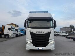 Iveco S-WAY 570