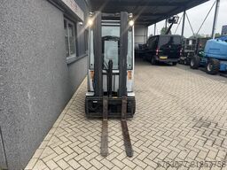 STILL RX 70-18 Triplo 470 Freelift / Sideshift / 4e Functie LPG 2009