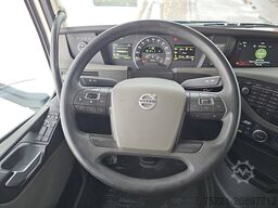 VOLVO FH 500 6X2 STEERED PTO+HYDR