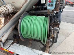 SCANIA P270 4x2 Hvidtved Larsen 7000 L Suction arm
