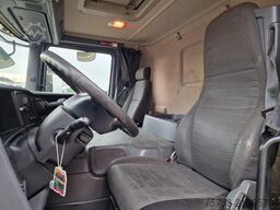 Scania P280 Box with sidedoors - Loadlift - Full air s...