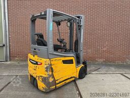 Jungheinrich EFG 216k