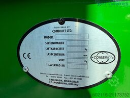 Combilift C5000E / TRIPLEX 8300MM WIDE POSITIONER