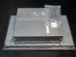 Siemens 6AV7892-0BD30-0AB0 Simatik HMI IPC 677C SN: VPC9852976  gebraucht - TOP Zustand