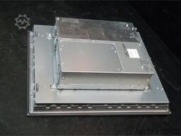 Siemens 6AV7894-0BH32-0AC0 Simatik HMI IPC 677C SN:VPC0851816  gebraucht - TOP Zustand