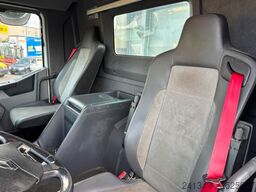 RENAULT C520 8x4 2 Seiten