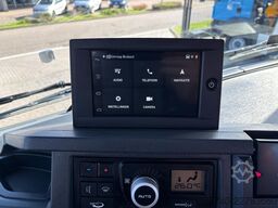 Renault C440 + HMF 2320 K3-- 3X EXT. + REMOTE + HAAKARM...