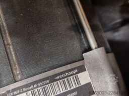 Weishaupt WL40Z-A (links)