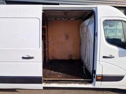 Renault Master 2.3 DCI 125