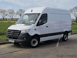 MERCEDES-BENZ SPRINTER 317 L2H2 RWD Mbux10