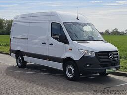 MERCEDES-BENZ SPRINTER 317 L2H2 RWD Mbux10