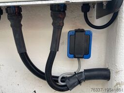 Renault Master Arbeitsbühne 2Personen Korb200 kg