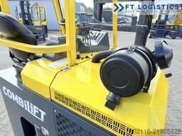 Combilift CB2500 GAS TRIPLEX 4900 FORK POSITIONER