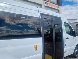 MERCEDES-BENZ 517 / 515 Frontniederflur mit Ada Systeme