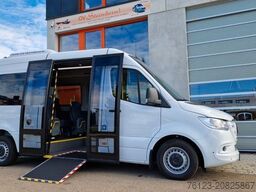 MERCEDES-BENZ 2 x Lagerfahrzeug Bürgerbus Niederflur 9 Sitze