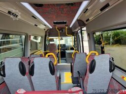 MERCEDES-BENZ 2 x Lagerfahrzeug Bürgerbus Niederflur 9 Sitze