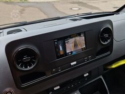 MERCEDES-BENZ 2 x Lagerfahrzeug Bürgerbus Niederflur 9 Sitze