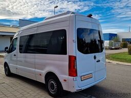 MERCEDES-BENZ 2 x Lagerfahrzeug Bürgerbus Niederflur 9 Sitze