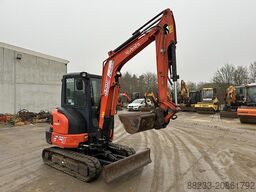Kubota KX037-4