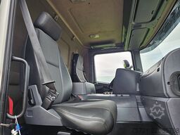 SCANIA P360