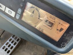 JUNGHEINRICH EFG215 EFG215 triplo460 freelift sideshift 2016 heftruck forklift electrisch