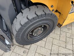 ATLET Atlet P1D1A15LT Triplo 650 Freelift/Sideshift  760UUR  LPG 2012