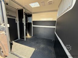 Renault Master STX S3 Paardenwagen Hengsten uitvoering ...