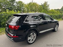 AUDI SQ7 4.0 TDI quattro tiptronic