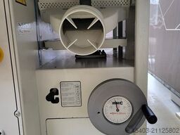 SCM minimax lab 300p