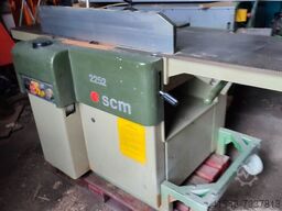 SCM Routech 2252